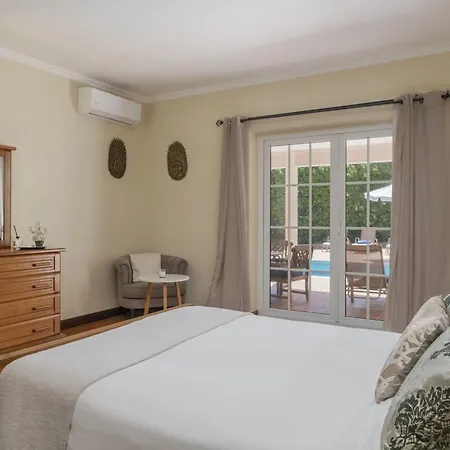 Great Family Villa In Funchal Holiday home *