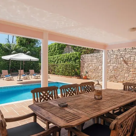 Great Family Villa In Funchal Дом отдыха Фуншал