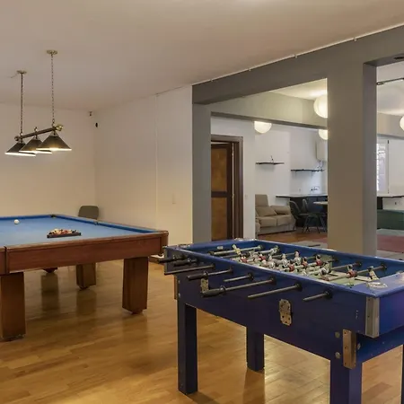Great Family Villa In Funchal Дом отдыха