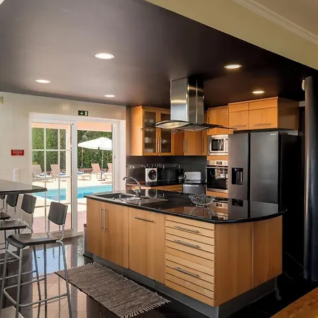 Great Family Villa In Funchal * Funchal (Madeira)