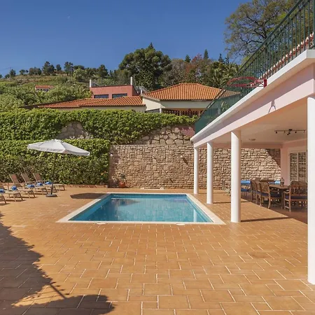 Дом отдыха Great Family Villa In Funchal